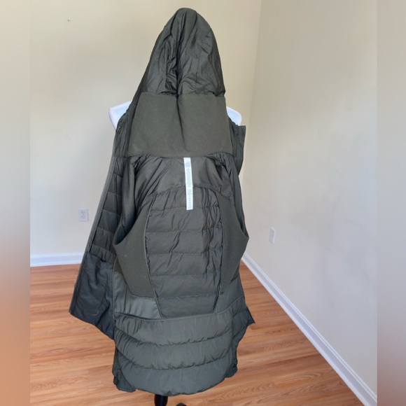 Lululemon athletica Down For It All Jacket Dark Olive Size 6 | Running Primaloft - Picture 10 of 17